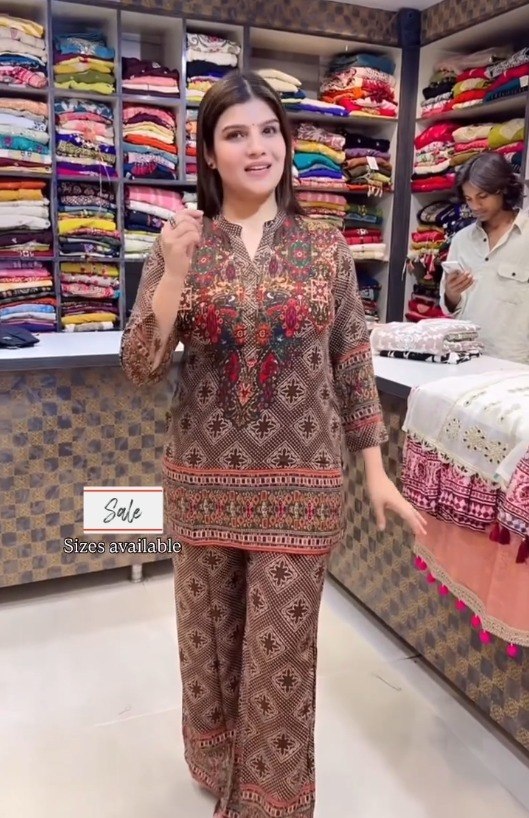 Stylish Co-Ord Set Women Floral Printed Kurta Palazzo Set