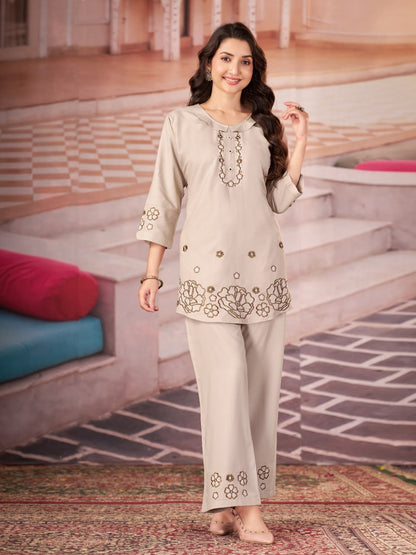 Aarohi Women's Floral Embroidered Co-Ord Set