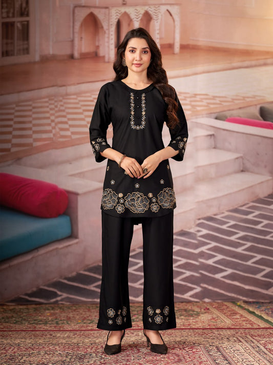 Aarohi Women's Floral Embroidered Co-Ord Set