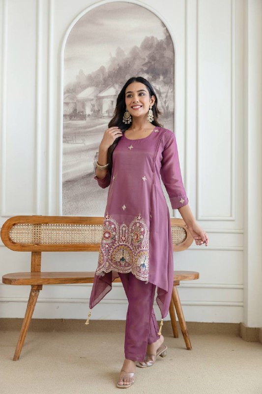Designer Fancy Onion Color Kurti and Pant Set