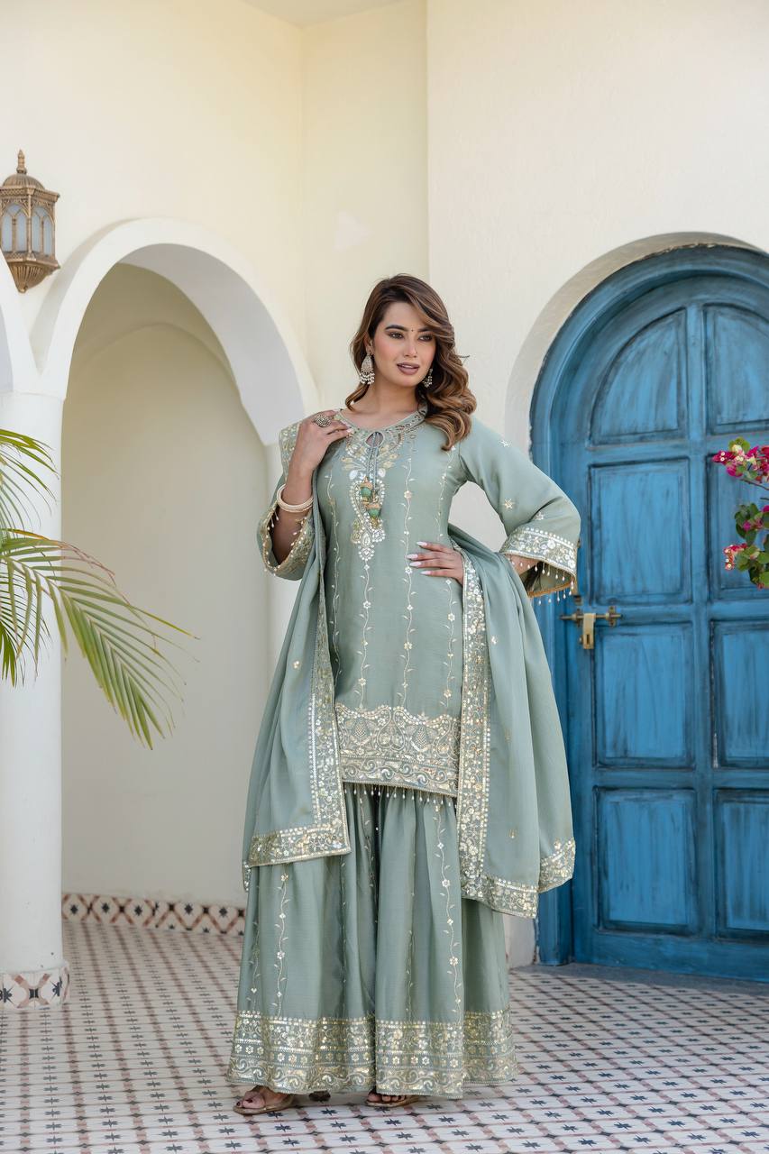 Women Embroidered Kurti Plazzo Set With Dupatta