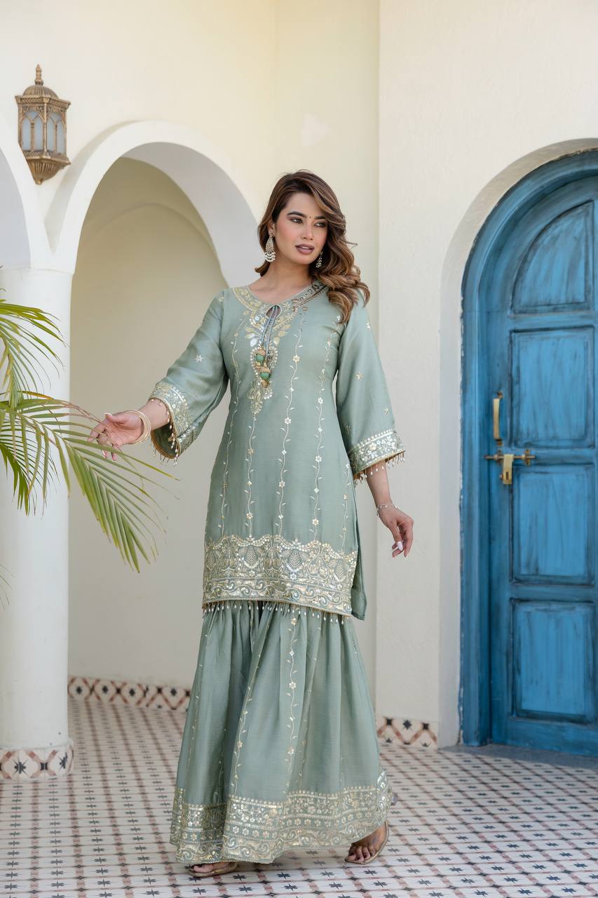 Women Embroidered Kurti Plazzo Set With Dupatta