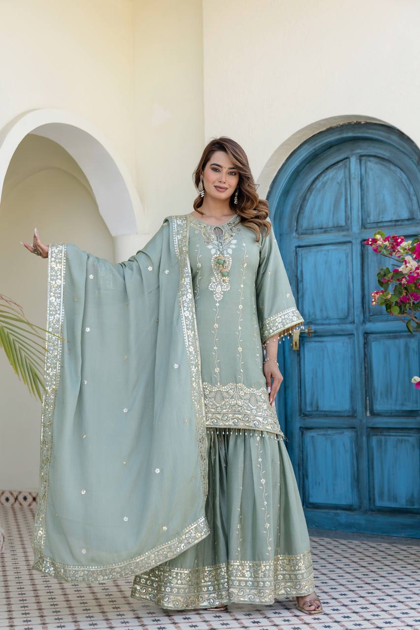 Women Embroidered Kurti Plazzo Set With Dupatta
