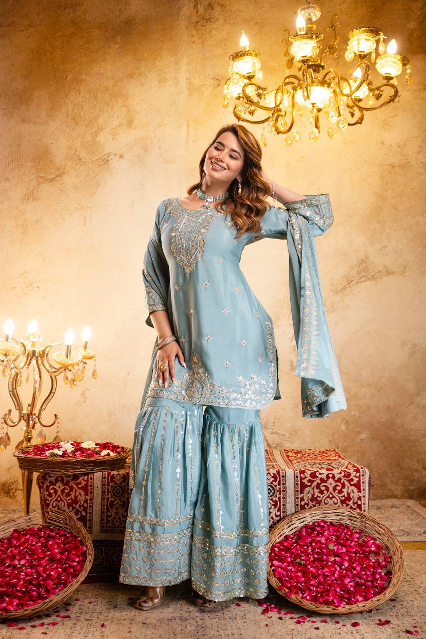 Aafreen Embroidered Kurta Set