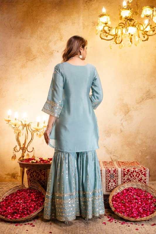 Aafreen Embroidered Kurta Set