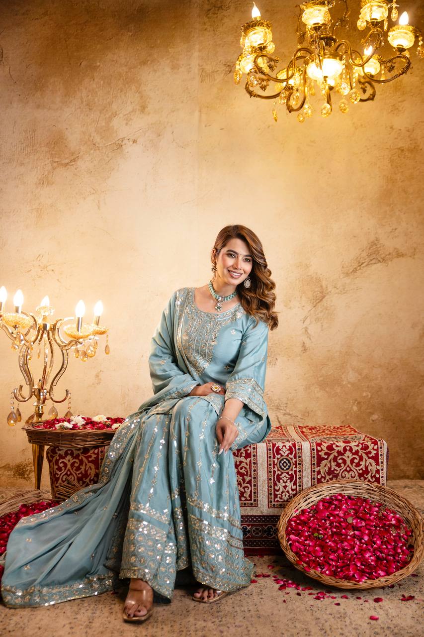 Aafreen Embroidered Kurta Set