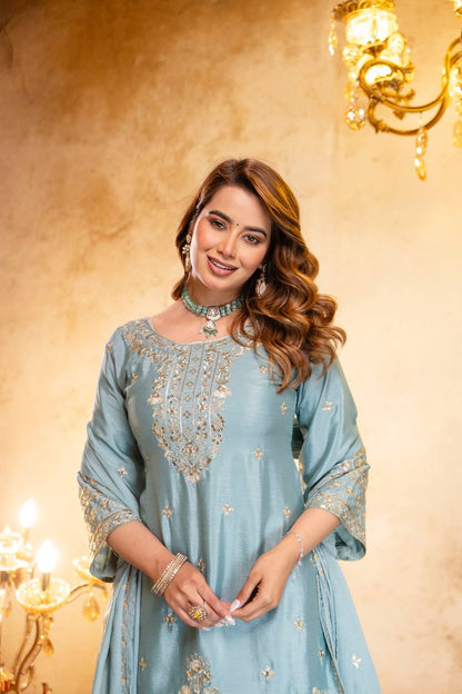 Aafreen Embroidered Kurta Set