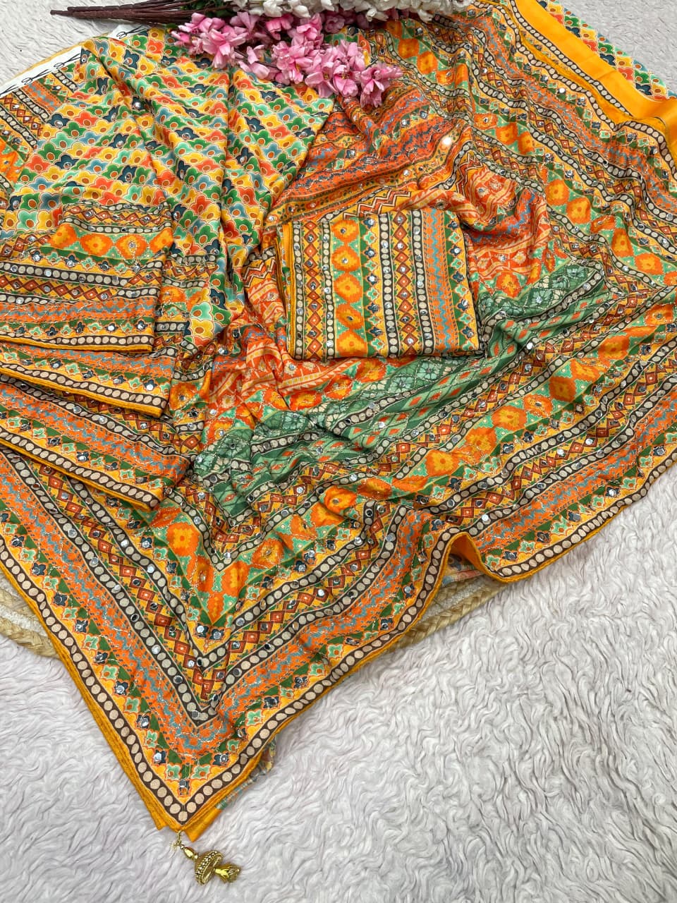 Dusk Radiance Chinnon Silk Saree Printed with Blouse Mirror Work
