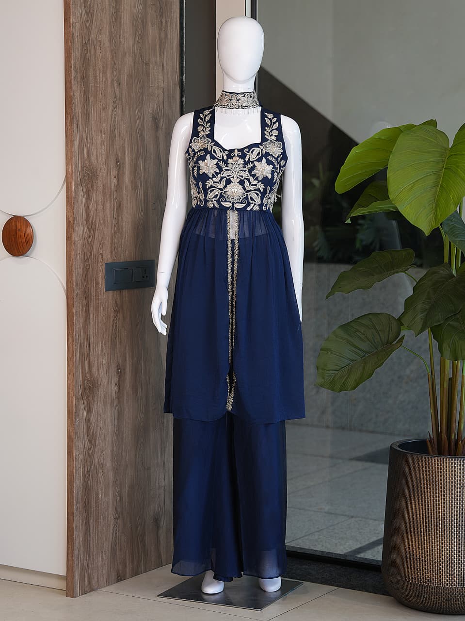 Royale Festive Embroidered Roman Two Tone Suit Set